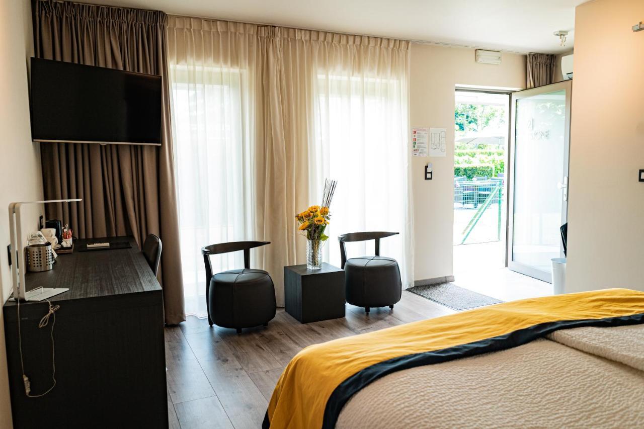 Abalona Hotel & Apartments Dendermonde Eksteriør billede
